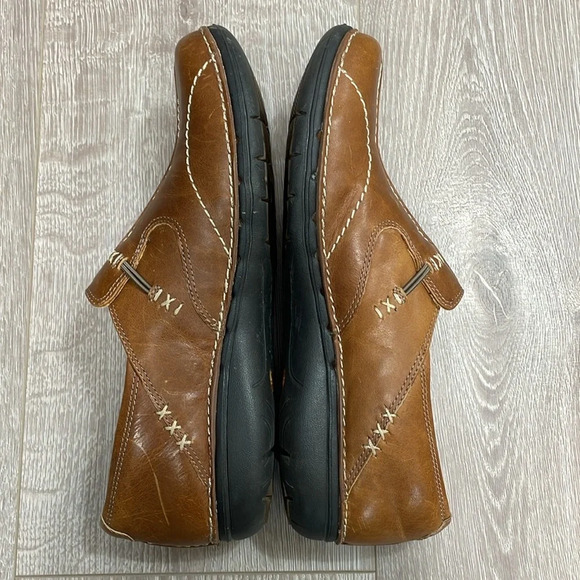 Clarks Unstructured Un.Loop Slip On Brown Leather Comfort Shoe 9.5N - Picture 13 of 16